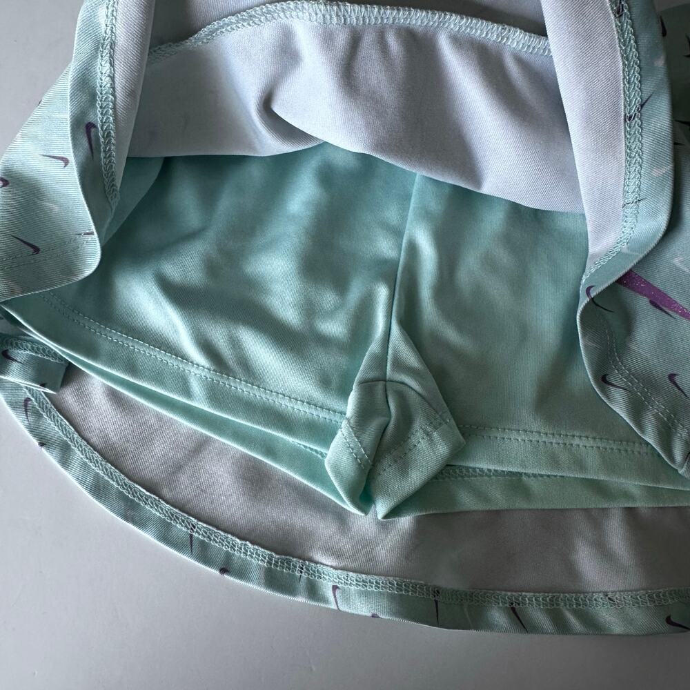 Nike skort - Picture 3 of 4